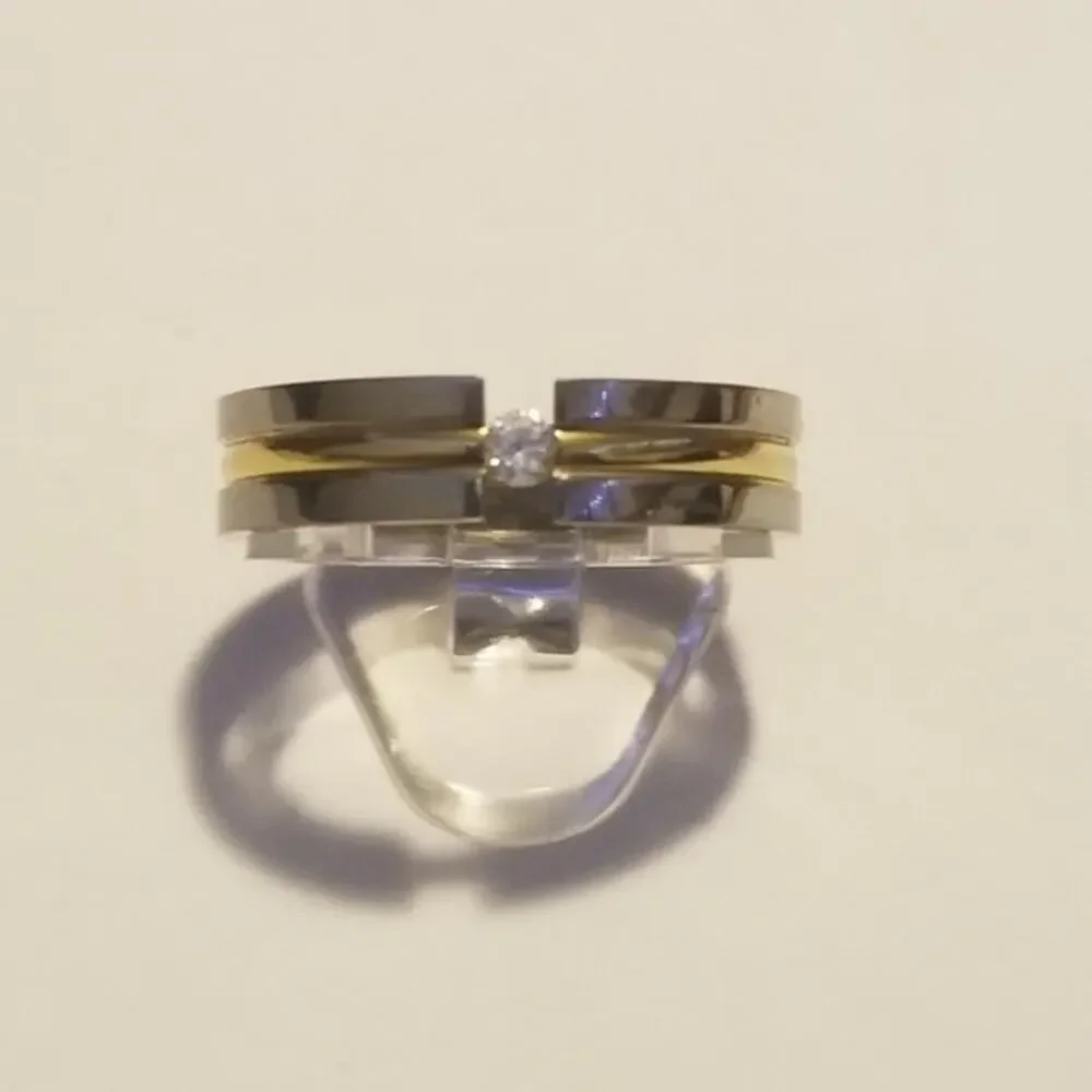 New tituiam two tone mens ring with CZ‎