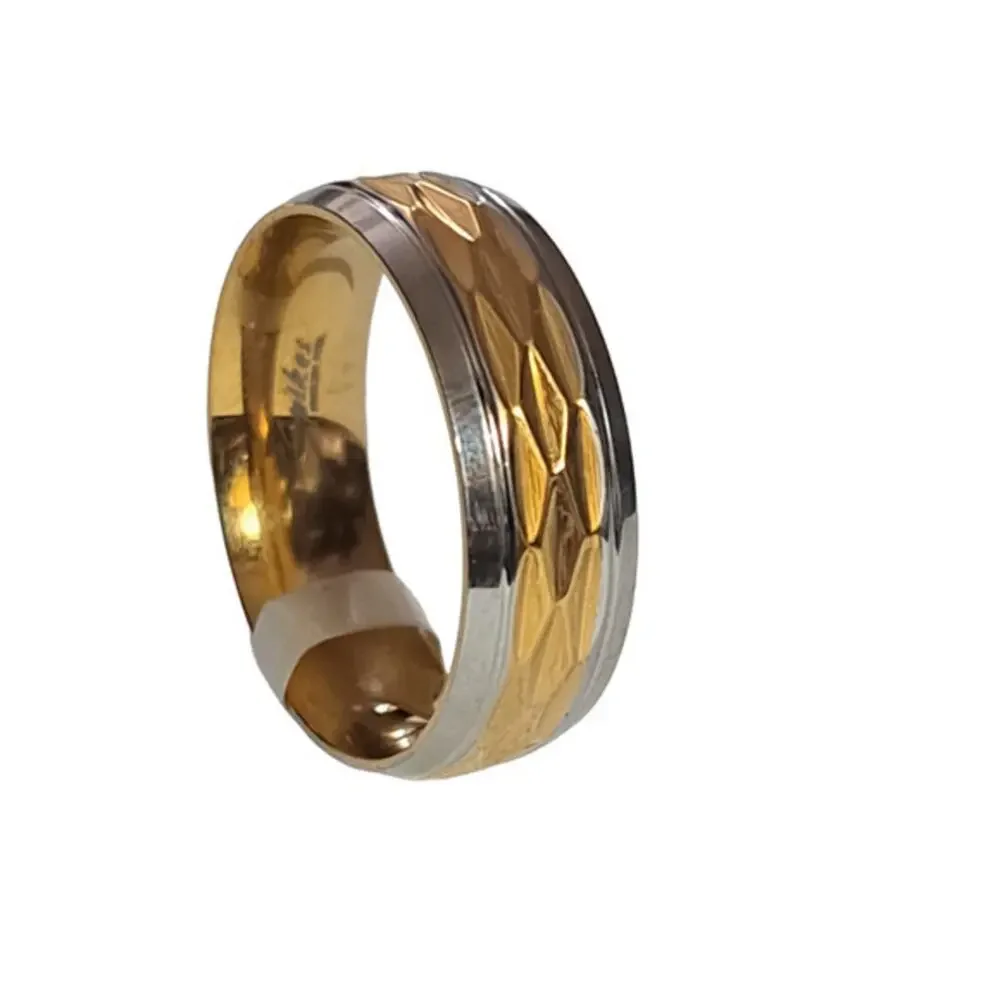 New stainless steel gold‎ and silver toned ring size 9