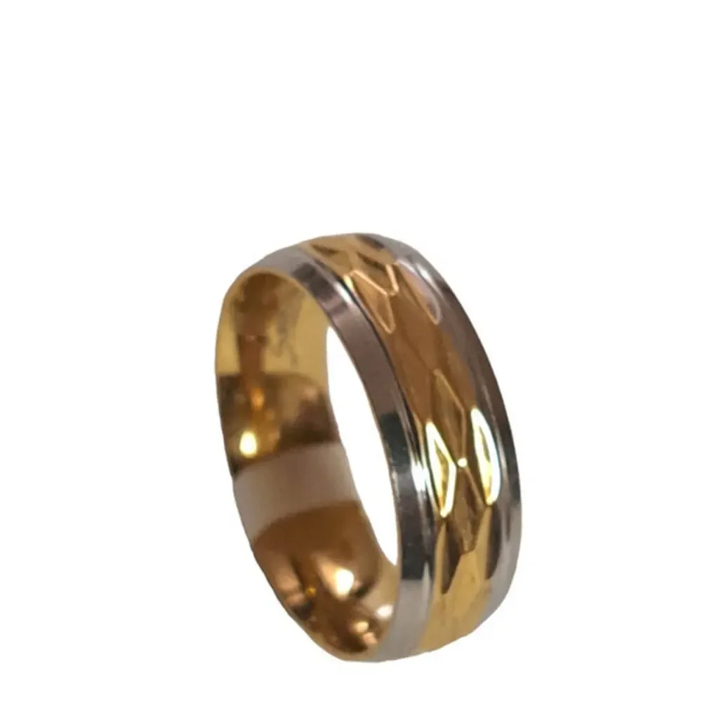 New stainless steel gold‎ and silver toned ring size 9